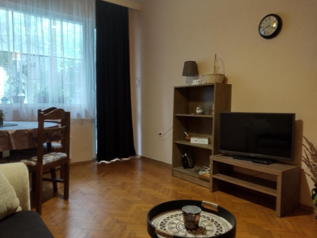 Прекрасен Апартамент В Бургас Burgas Exteriör bild